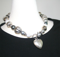 Halsband sn�ckskalsp�rlor