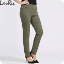 LauRie Kelly khakigr�n